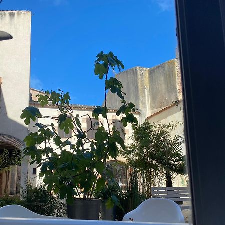 La Maison Sur La Place Penne-d'Agenais ภายนอก รูปภาพ