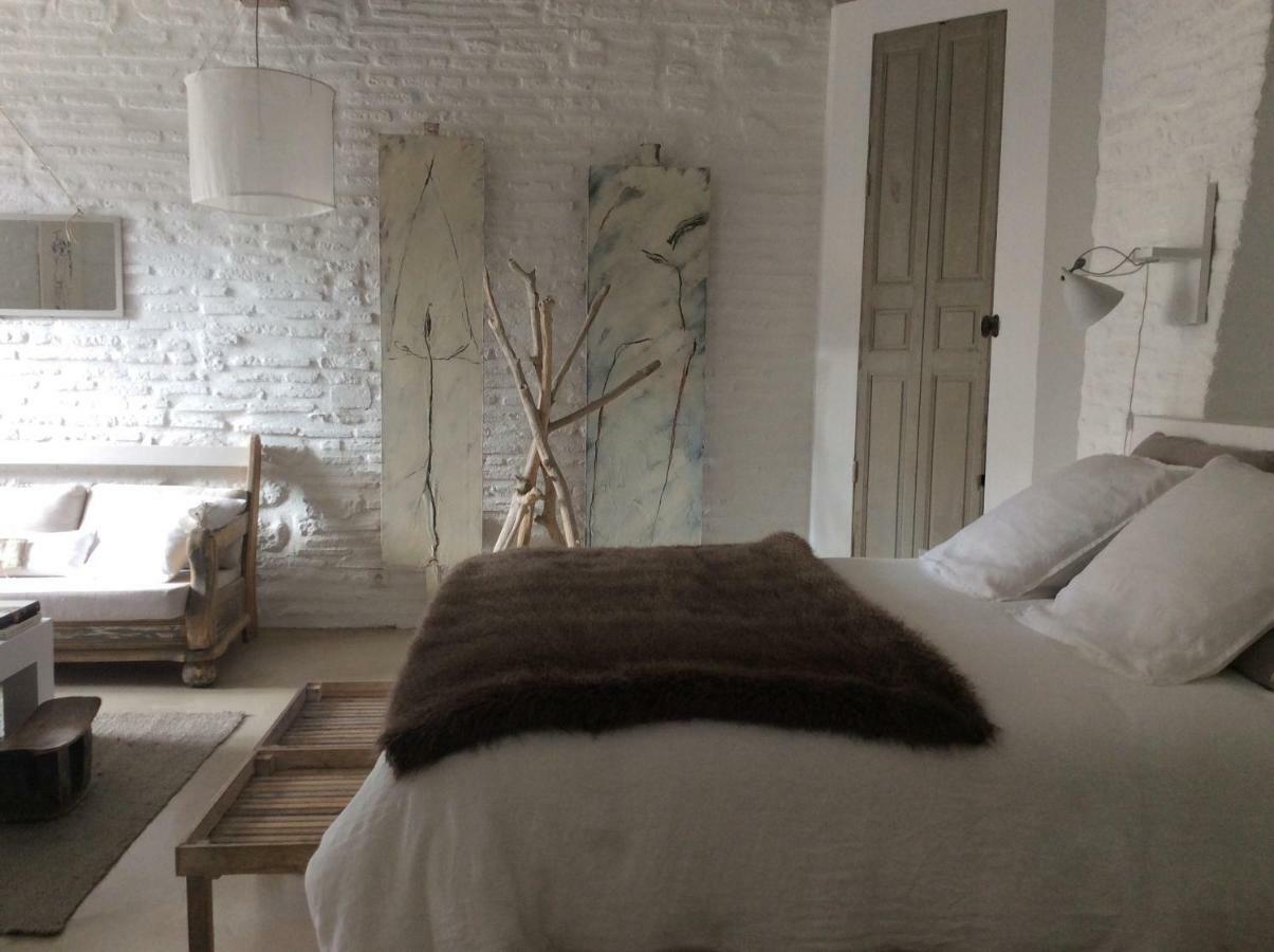 La Maison Sur La Place Penne-d'Agenais ภายนอก รูปภาพ