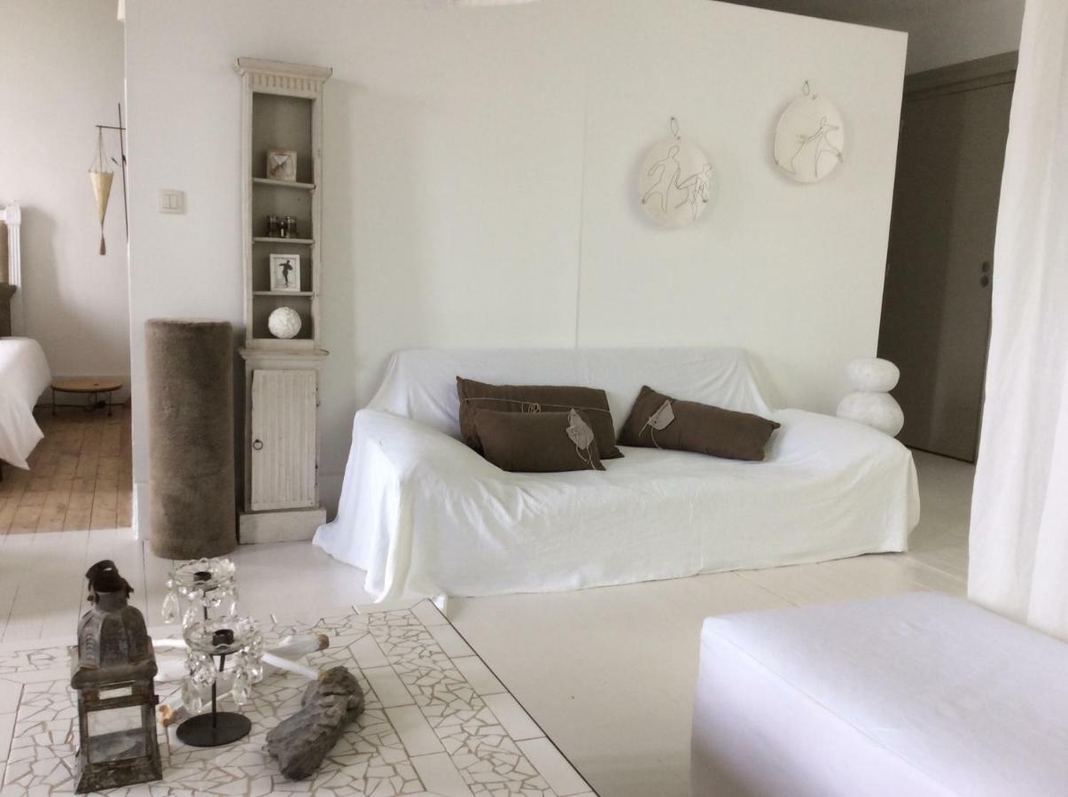 La Maison Sur La Place Penne-d'Agenais ภายนอก รูปภาพ