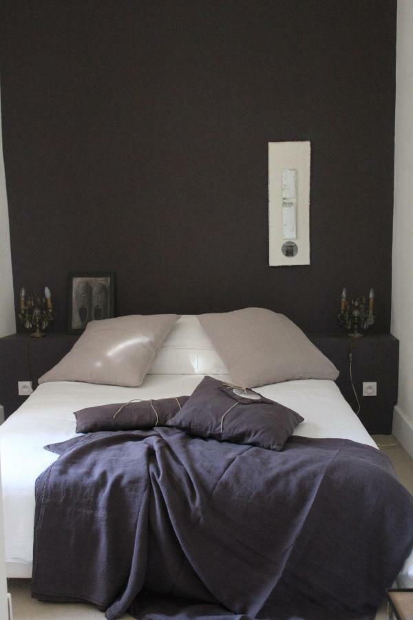 La Maison Sur La Place Penne-d'Agenais ภายนอก รูปภาพ