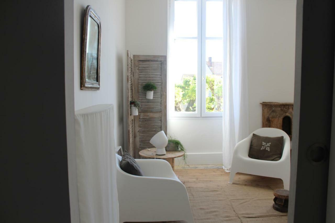 La Maison Sur La Place Penne-d'Agenais ภายนอก รูปภาพ
