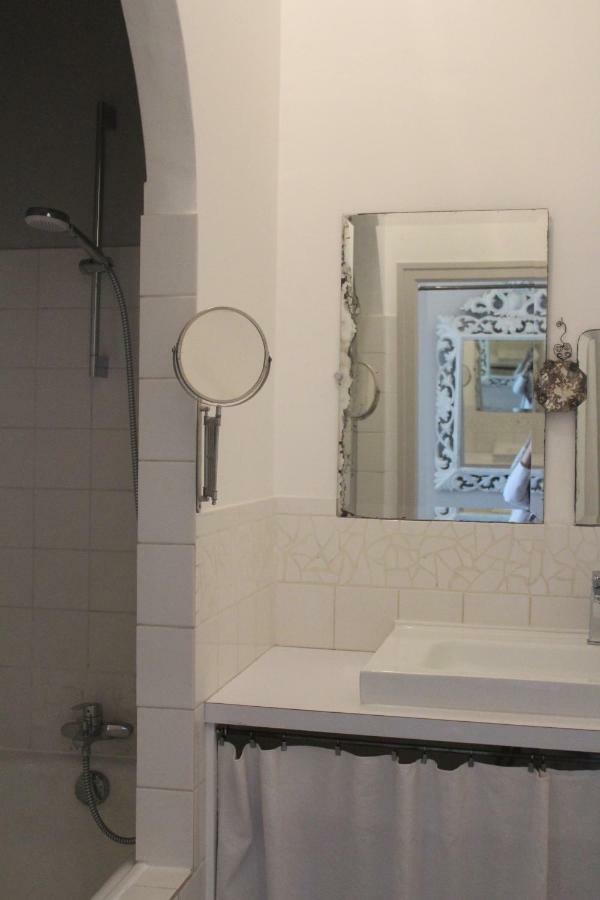 La Maison Sur La Place Penne-d'Agenais ภายนอก รูปภาพ